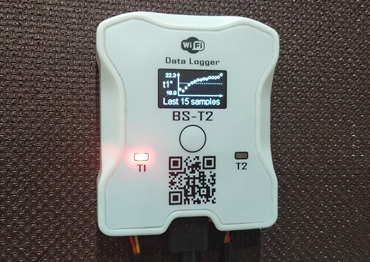 Two-channel recording thermometer